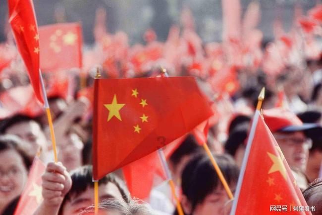 黑暗光年技巧项链和万剑归宗优先做哪个？白蛇天战传奇战诗真命至尊宝石用途