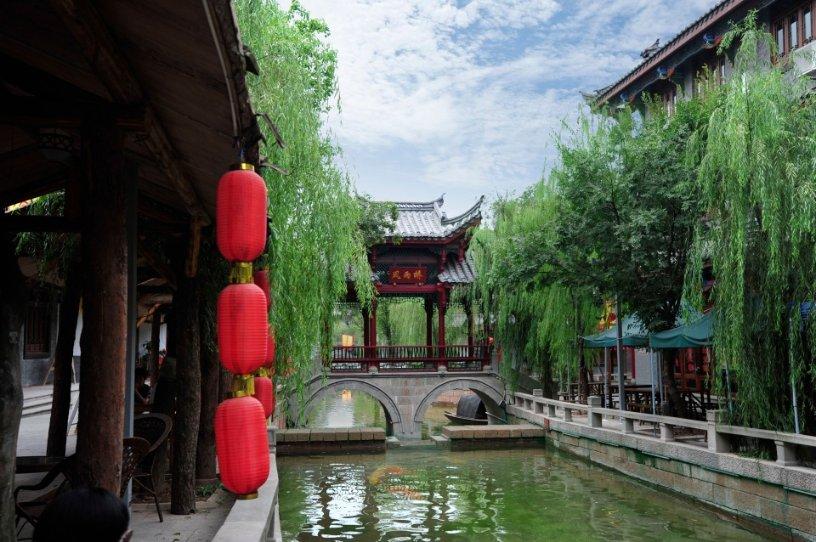 “老酒馆”，正宗大连味道
